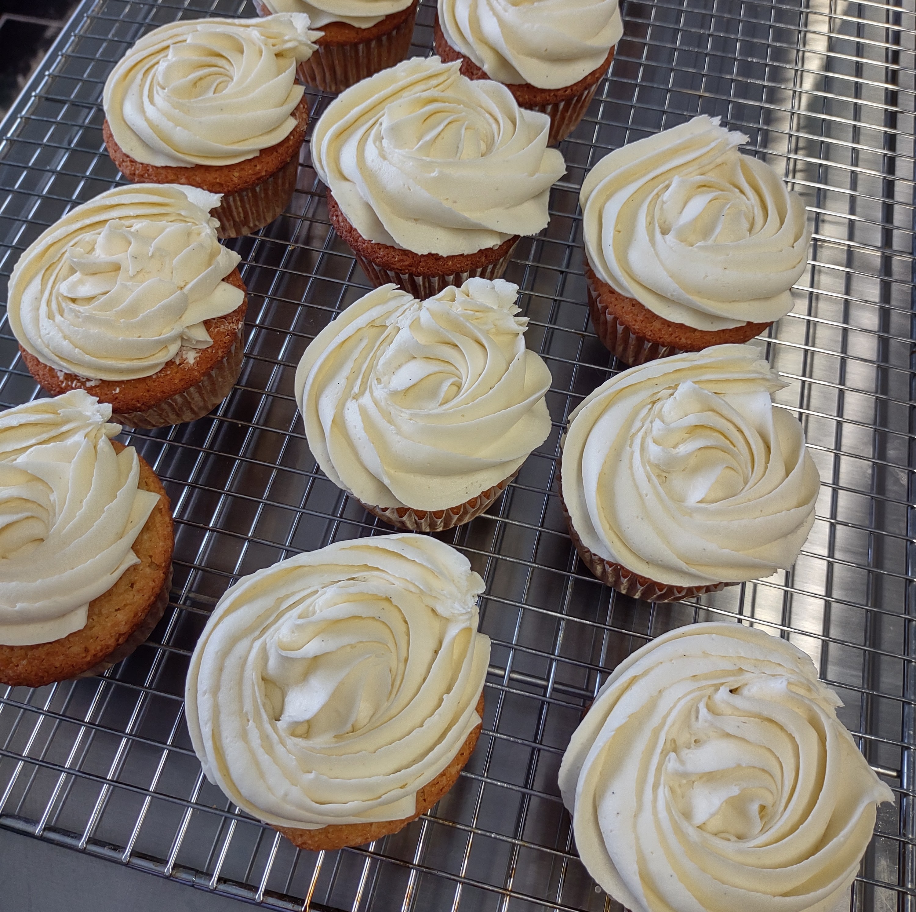 divinely gluten free cupcakes