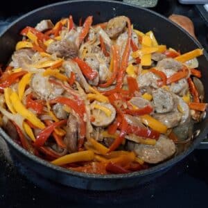gluten free sausage and peppers in white wine sauce